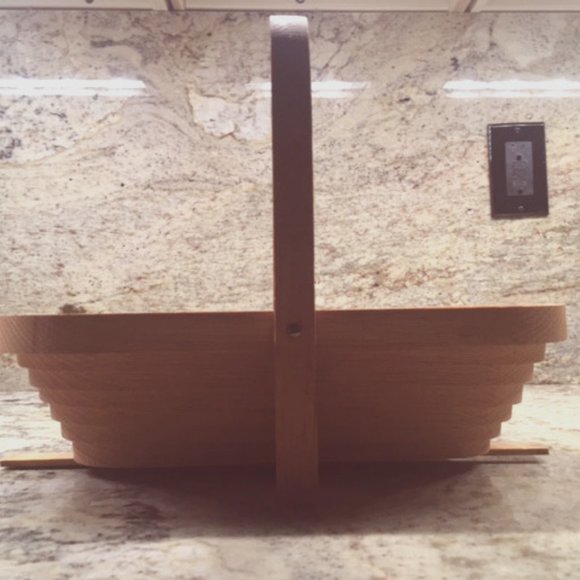 Pear Tree Basket - Picture 3 of 4